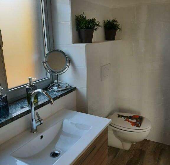 Номер Deluxe, Moto Pareto B&b