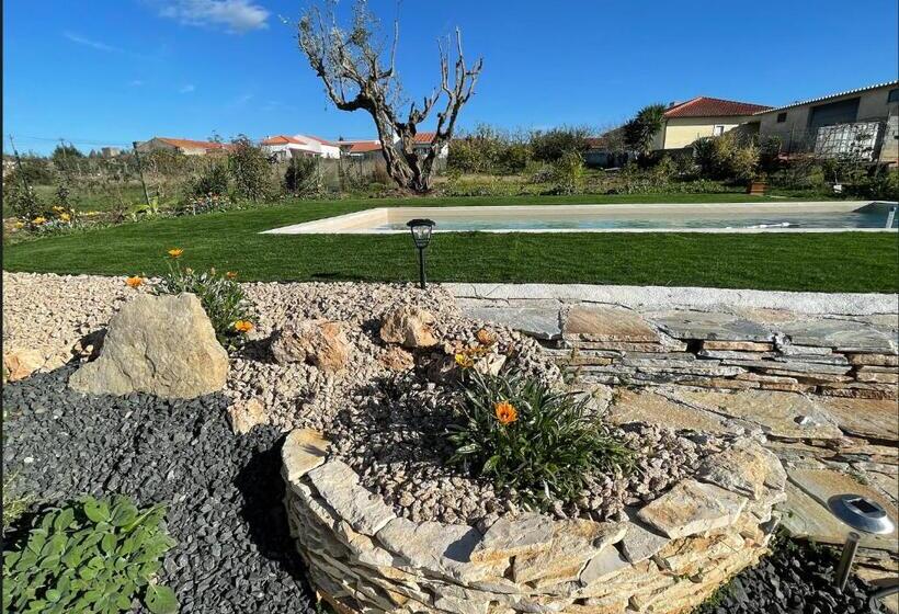 Люкс Вид на Сад, L Escale Au Portugal Villa B&b Spa