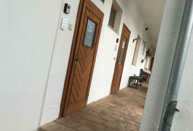 ガーデンビュースタンダードルーム, Weingut Martinshof