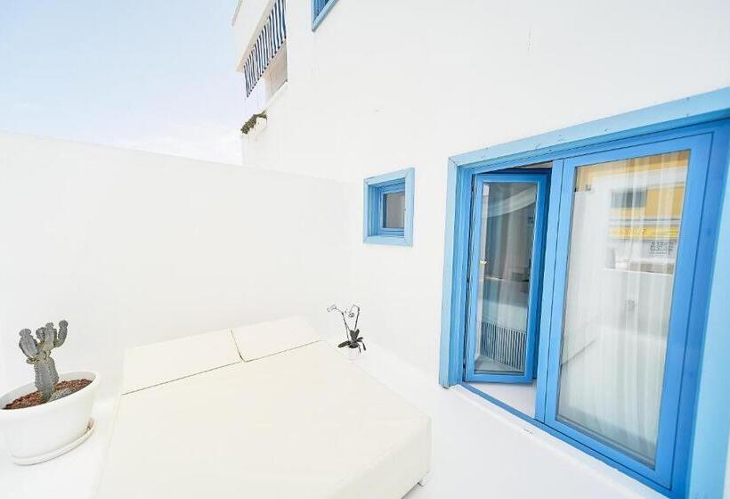 חדר סטנדרט עם טרסה, Avanti Lifestyle Hotel   Only Adults