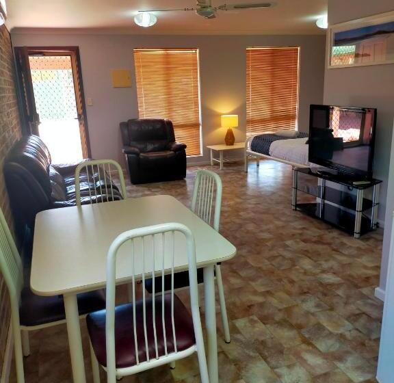 침실 1개 아파트, Bayview Motel
