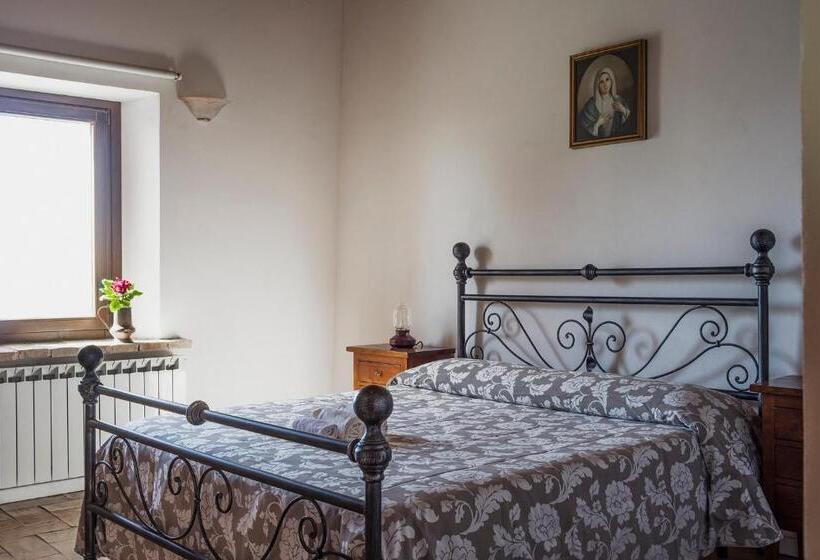 テラス付き１ベッドルームアパートメント, Agriturismo Castelvecchio, Casa Vacanza Con Piscina A Fabriano