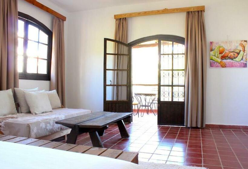 Номер Deluxe с Балконом, Dar Maria   Maison D Hôtes
