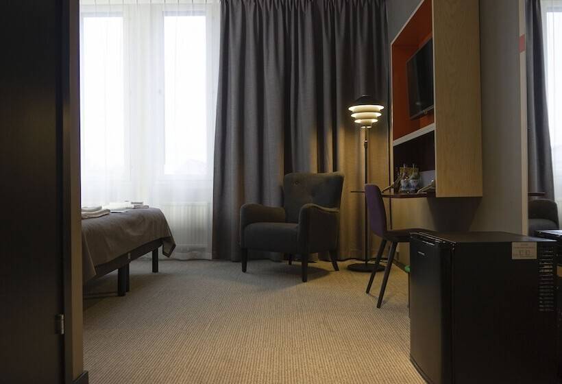 Номер Стандарт, First Hotel Central