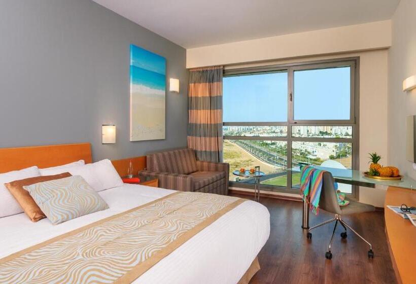 标准三人间, Leonardo Plaza Ashdod