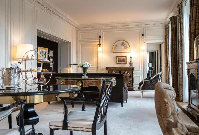 Suite Présidentielle, La Réserve Paris Hotel & Spa