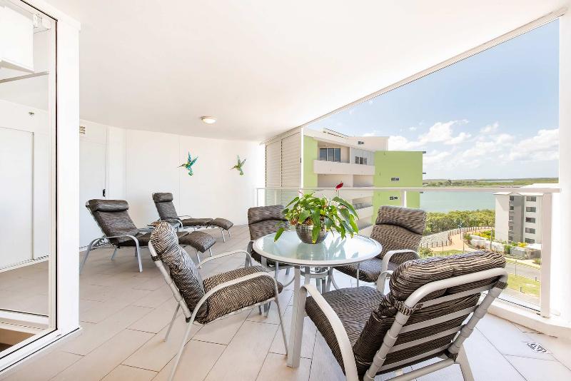 침실 3개 아파트, Lanai Riverside Apartments