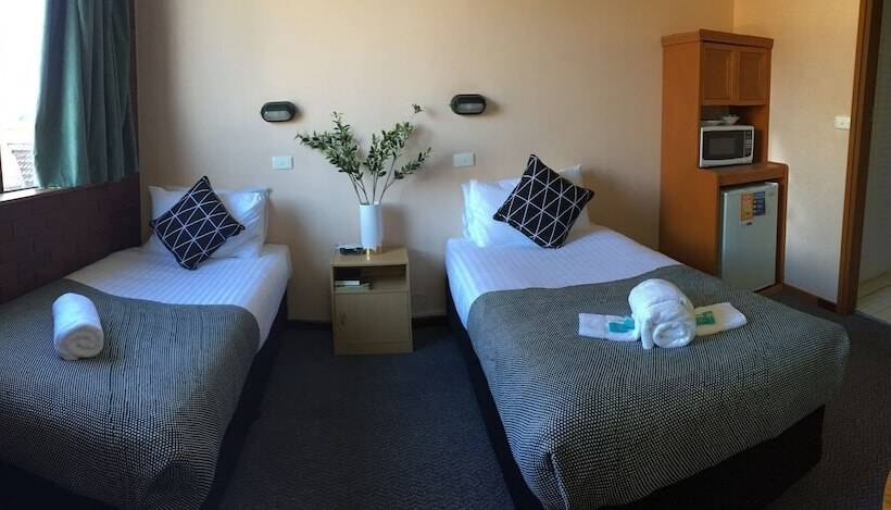 标准间, Nowra Motor Inn