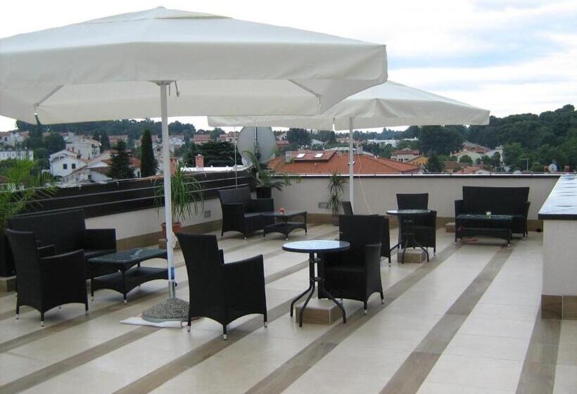 Трехместный Номер Superior, Residence Villa Karda