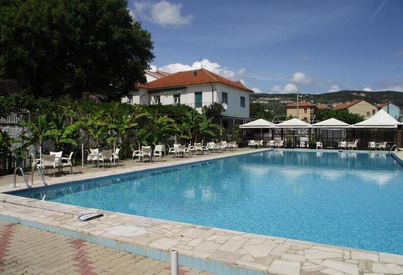 Студия Стандарт, Il Borgo Degli Ulivi Resort