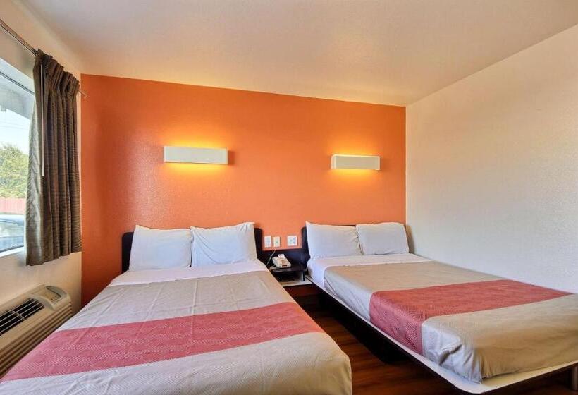 4인용 스탠다드 룸, Motel 6laredo, Tx  South