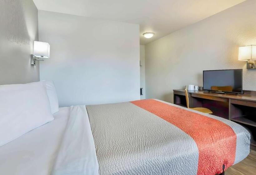 Номер Deluxe, Motel 6santa Rosa, Nm