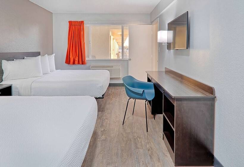 Номер Deluxe, Motel 6 Lancaster, Ca