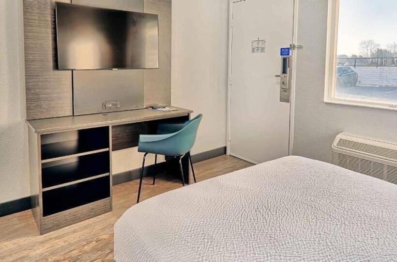 Номер Стандарт, Motel 6 Lancaster, Ca