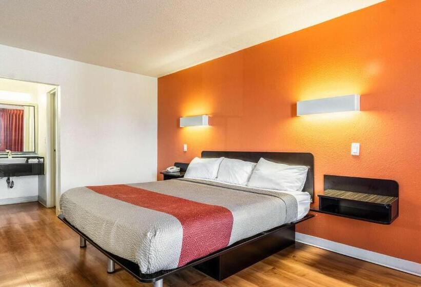 스탠다드 룸 킹사이즈 침대, Motel 6little Rock, Ar  West