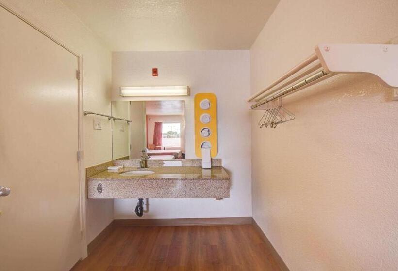 Стандартный Номер Кровать Кинг, Motel 6norfolk, Va