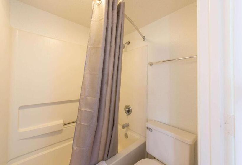 Номер Deluxe, Motel 6norfolk, Va