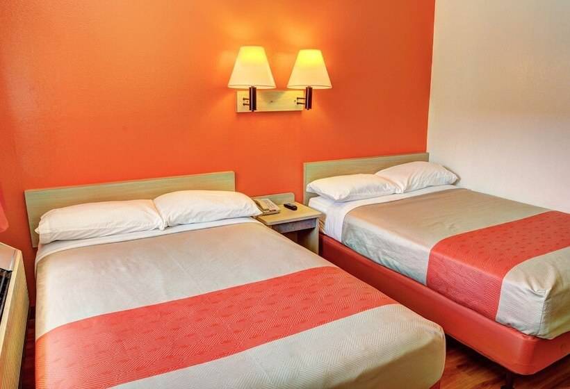 Номер Deluxe, Motel 6slidell, La  New Orleans
