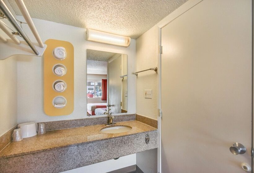 Номер Deluxe, Motel 6stockton, Ca  North