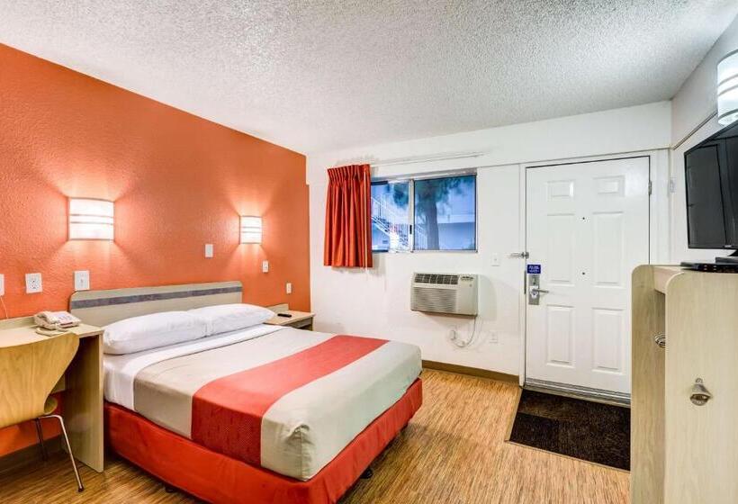 장애인을 위한 스탠다드 룸, Motel 6wheat Ridge, Co  West  Denver North