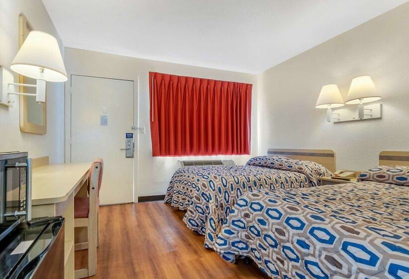 اتاق استاندارد, Rodeway Inn