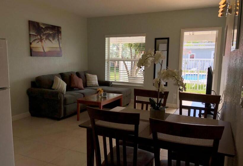 סוויטה, Coral Key Inn