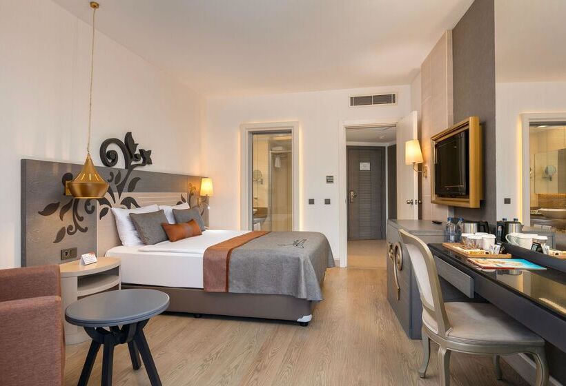 Семейный Номер, Kirman Belazur  Resort & Spa
