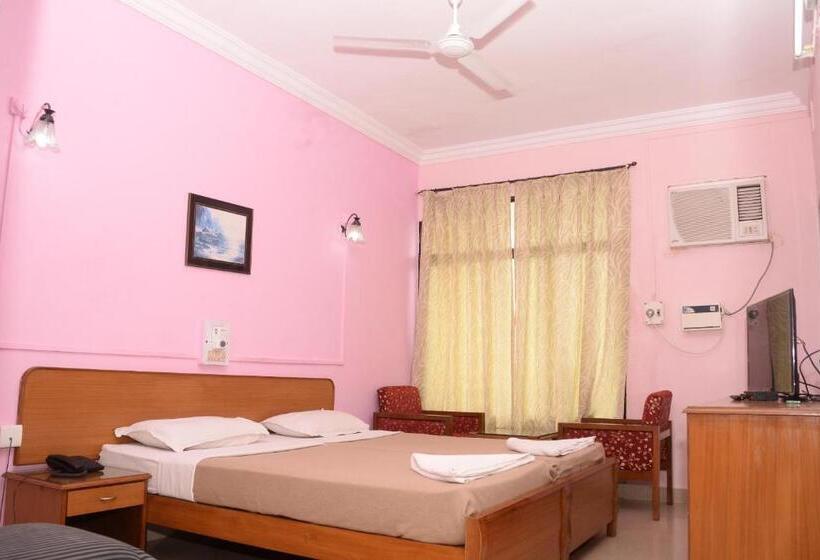 Номер Стандарт, Margao Residency