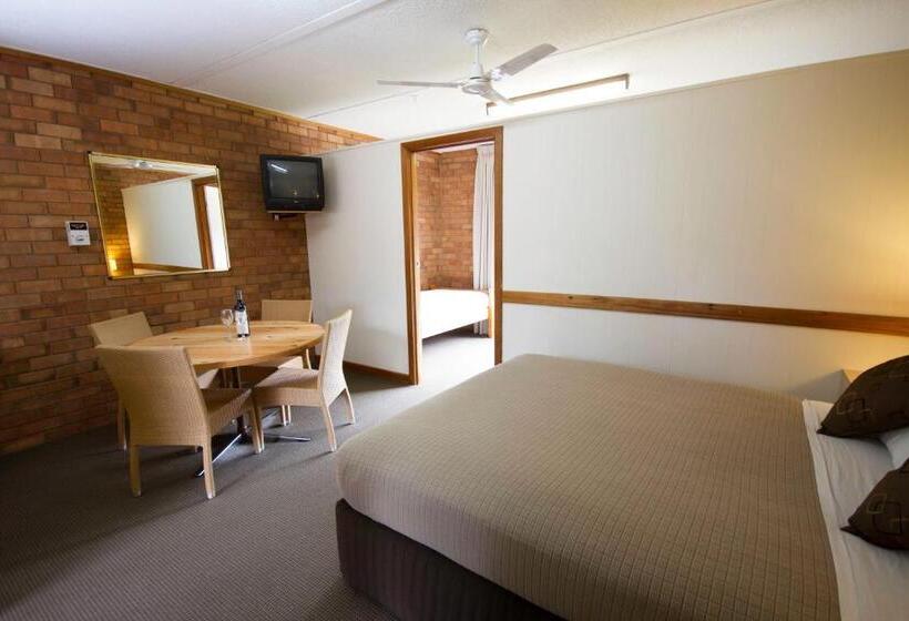 패밀리 룸, Mannum Motel