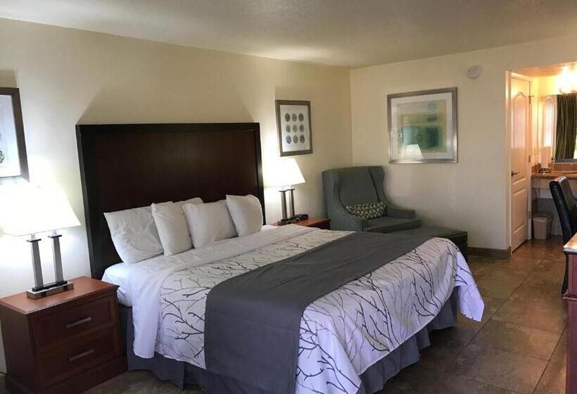 Стандартный Номер Кровать Кинг, At Home Inn  Fort Pierce