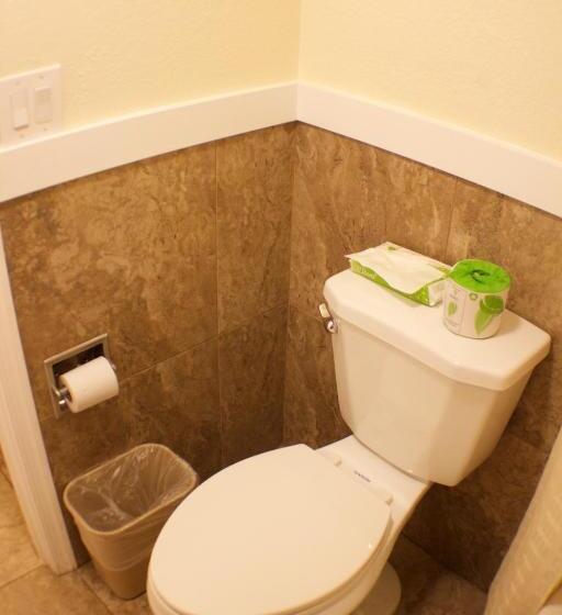 Стандартный Номер Кровать Кинг, At Home Inn  Fort Pierce