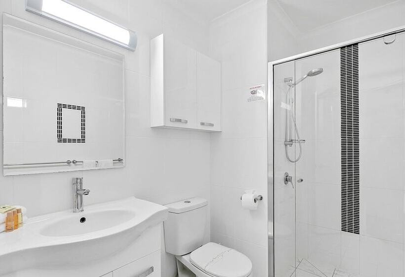 Апартаменты Superior 3 Спальни, White Crest Apartments
