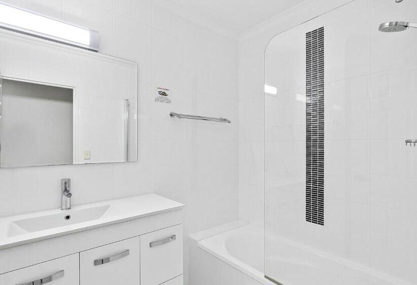 Апартаменты Superior 3 Спальни, White Crest Apartments