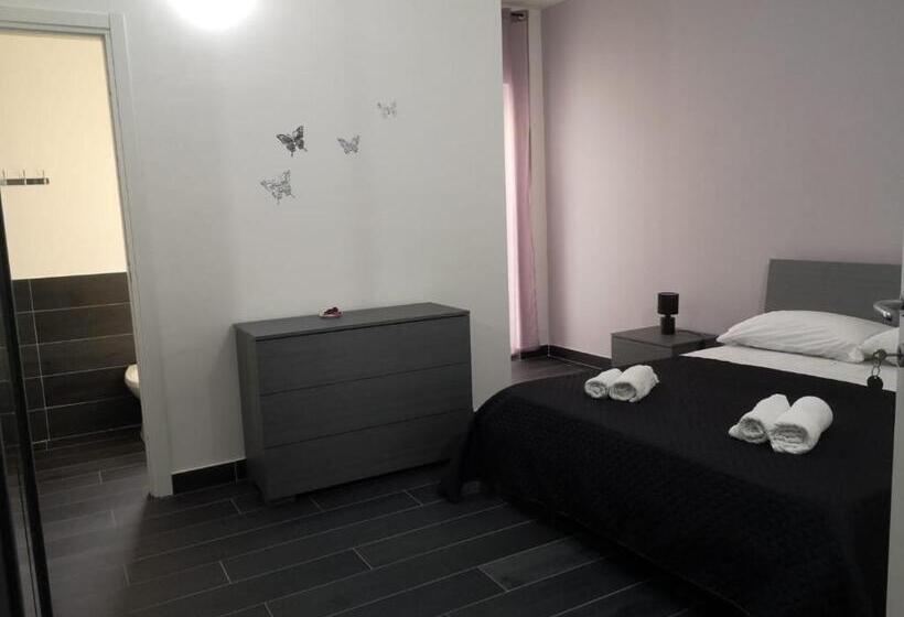 Номер Стандарт, B&b Roseal