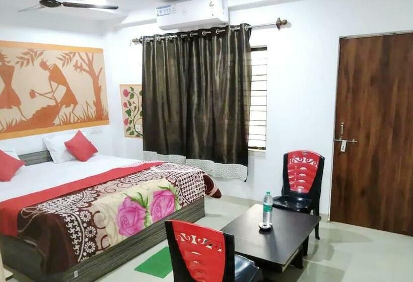 Номер Deluxe, Staymaker Gharana Resort