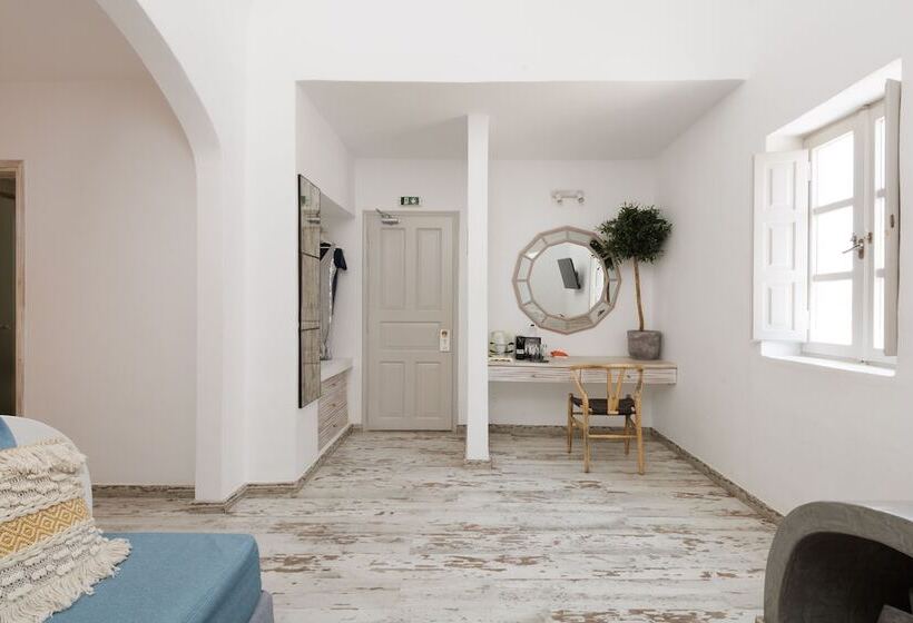 اتاق لوکس, The Museum Project Oia