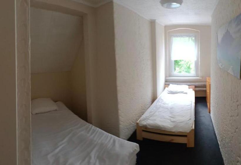 Quarto Basic, Ośrodek Wypoczynkowy Nad Wodospadem