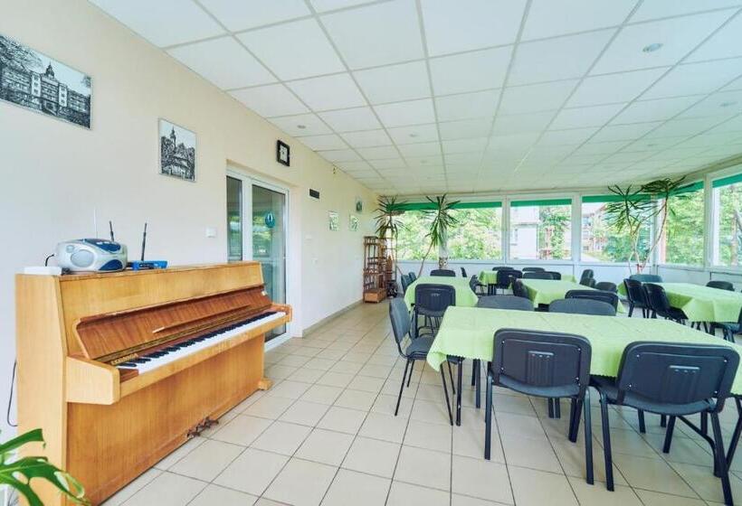 Четырехместный Номер Стандарт, Marel Apartments U Sowy  Sauna Polanica Zdrój