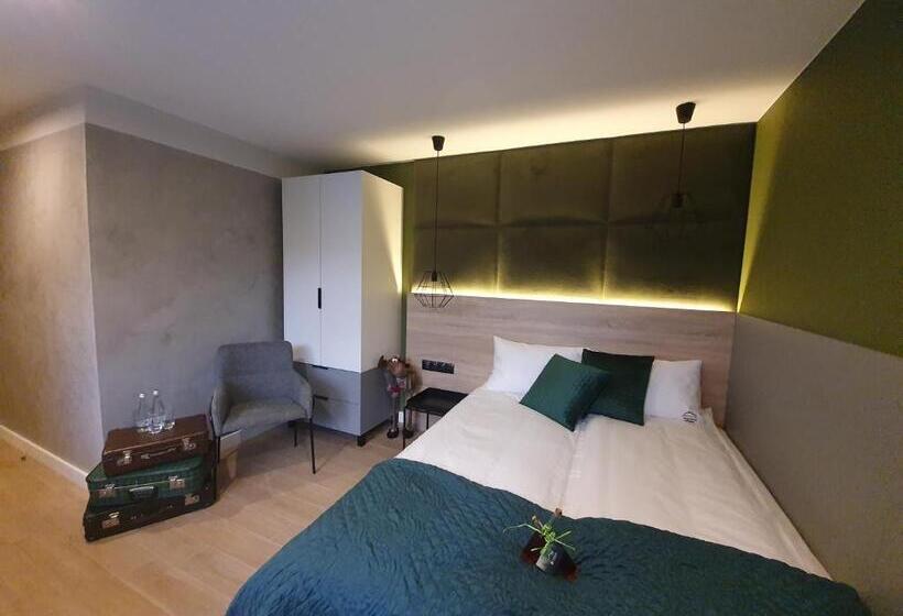 اتاق استاندارد, Walizka Wspomnień