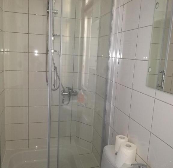 Студия Стандарт, Hostel Staromiejski
