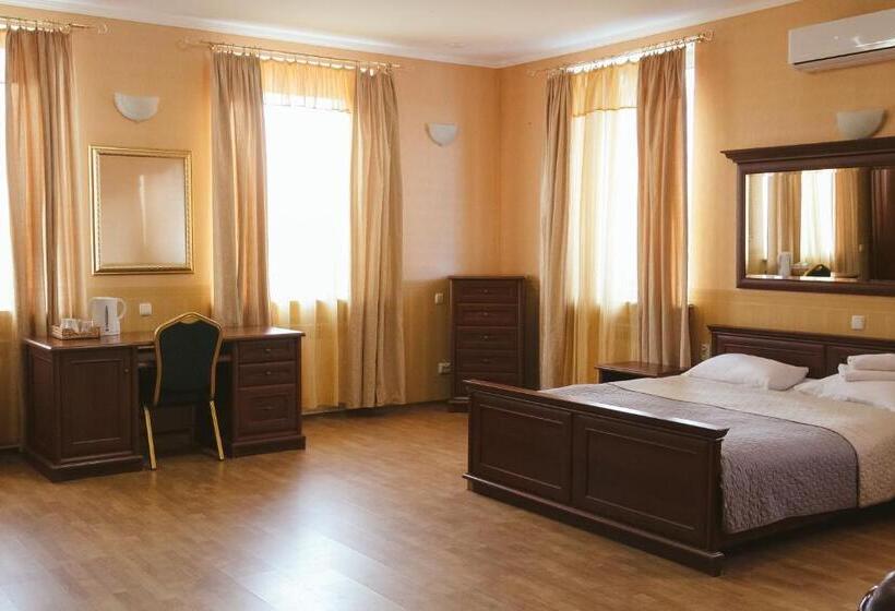 Люкс, Korona