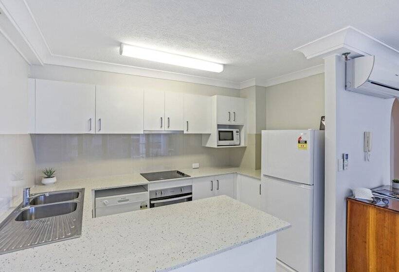 Апартаменты 1 Спальня Боковой Вид на Море, Boulevard North Holiday Apartments