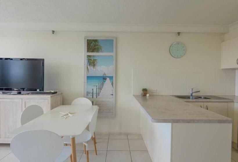 Апартаменты 1 Спальня Боковой Вид на Море, Boulevard North Holiday Apartments