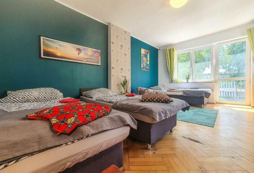 Трехместный Номер Стандарт с Балконом, Mazurska 8a