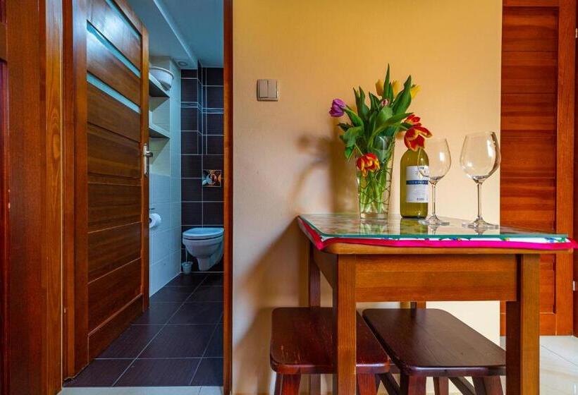 Студия Deluxe, Apartamenty I Pokoje W Willi Na Ubocy