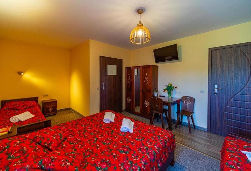 Четырехместный Номер Deluxe, Apartamenty I Pokoje W Willi Na Ubocy