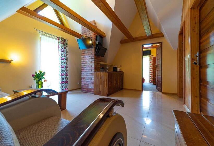 Люкс Классика, Apartamenty I Pokoje W Willi Na Ubocy