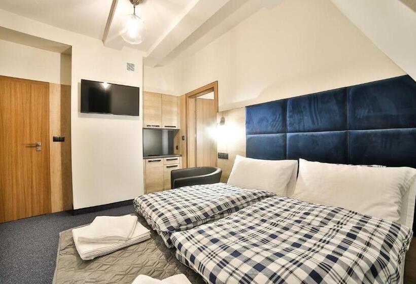 Apartamento 2 Dormitórios, Narciarski Dworek