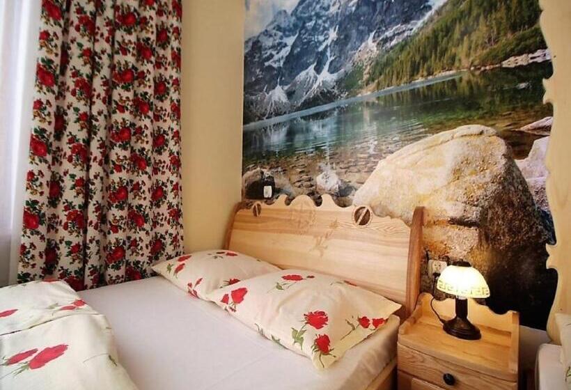 اتاق لوکس سه تخته, Chatka U Hazy   Regionalne Pokoje Zakopane