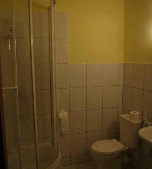 Номер Стандарт, Zamek W Czernej
